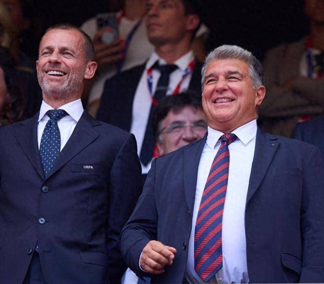 不陪皇马玩了？加泰媒体：巴萨和欧足联和解，决定退出超级联赛